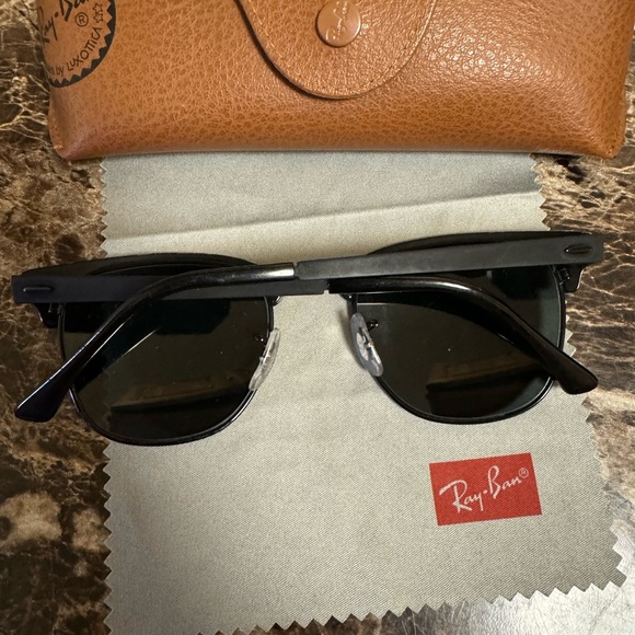 Ray-Ban Sunglasses RB3716 - Picture 2 of 4